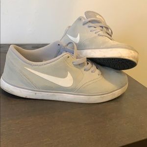 Grey Nike SB